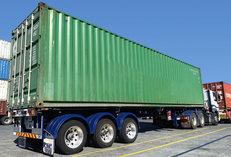CIMC Container Trailer Loaded with 40ft Container