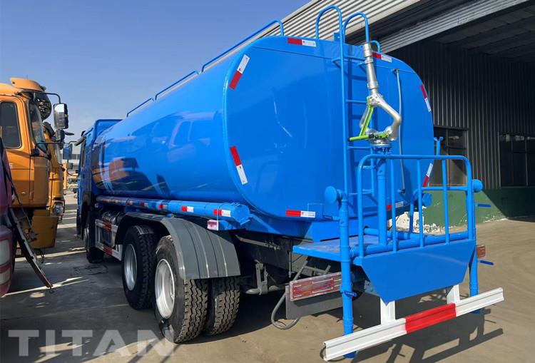 Sinotruk Howo 6x4 Water Tank Truck for Sale in Jamaica