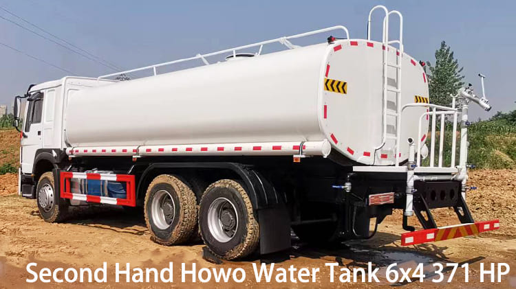 RHD Second Hand Howo Water Tank Truck 6x4 371 HP for Sale in Jamaica