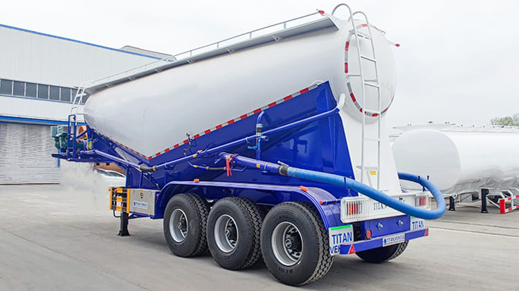 3 Axle 35CBM Cement Bulker Truck for Sale in Jamaica