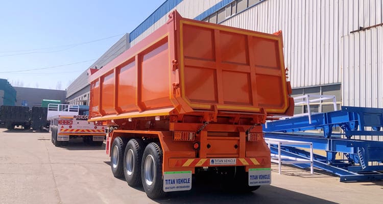 Tri Axle Dump Trailer for Sale in Jamaica