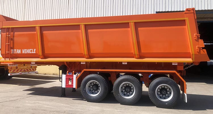 Tri Axle Dump Trailer for Sale in Jamaica