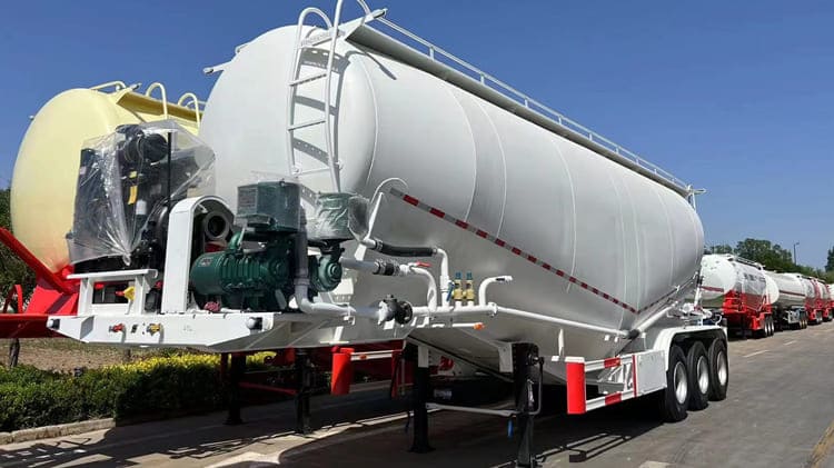 Cement Tanker Truck for Sale in Jamaica