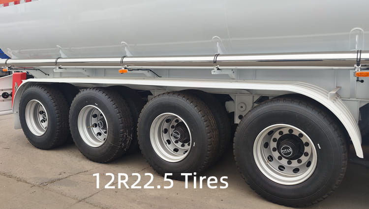 4 Axle Fuel Tanker Trailer for Sale in Saudi Arabia