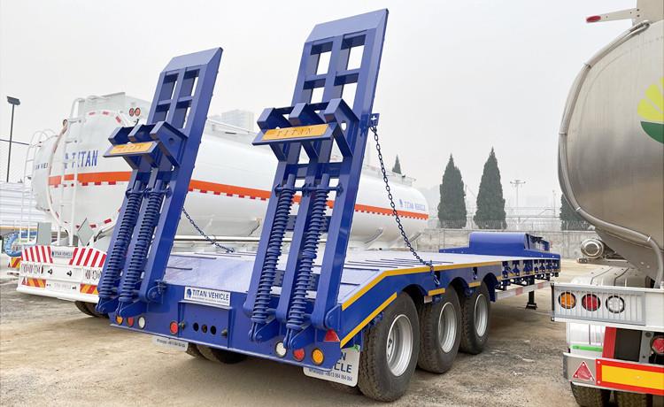 3 Axle Low Loader Truck Trailer for Sale in Jamaica