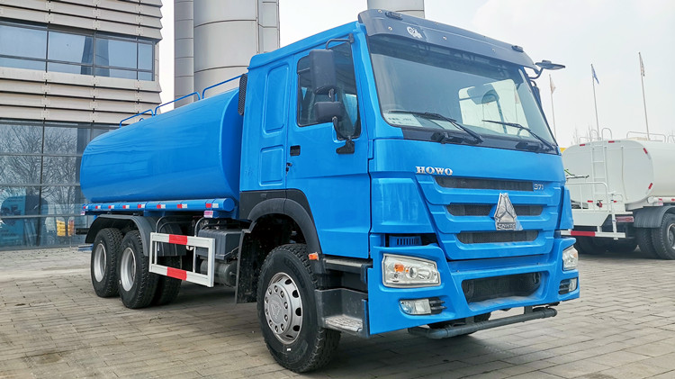 Refurbished Sino Howo 20000 Liters Water Tanker Sprinkler Truck Price in Jamaica