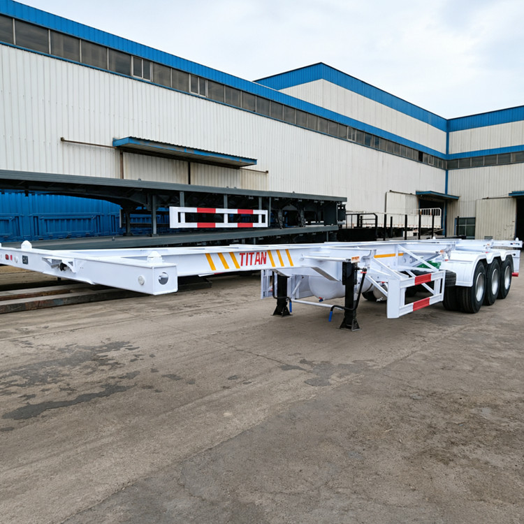 Tri Axle Skeletal Trailer
